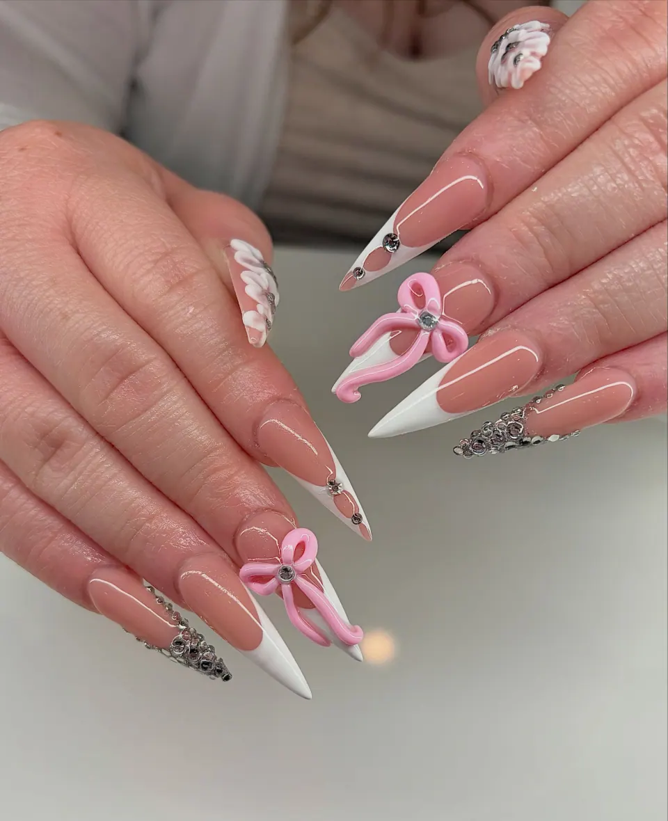 Nail art set from the Innovate nail bar